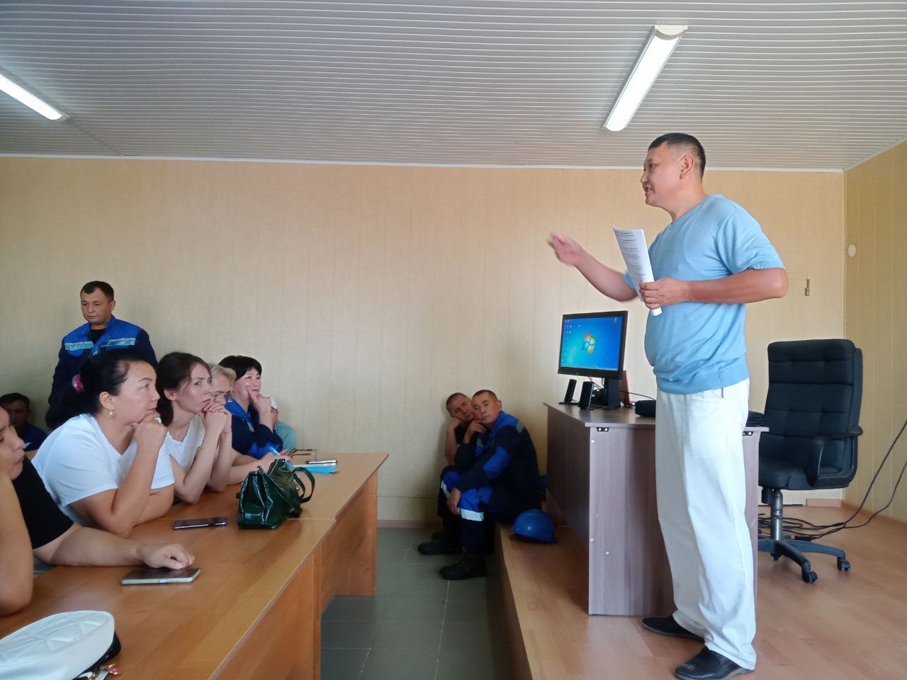 Technical safety training with practical exercises.